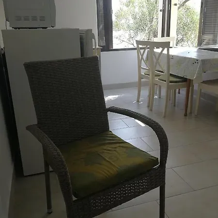 Apartment Vrsaljko Betina (Sibenik-Knin)