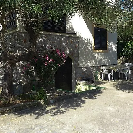 Vrsaljko * Betina (Sibenik-Knin)